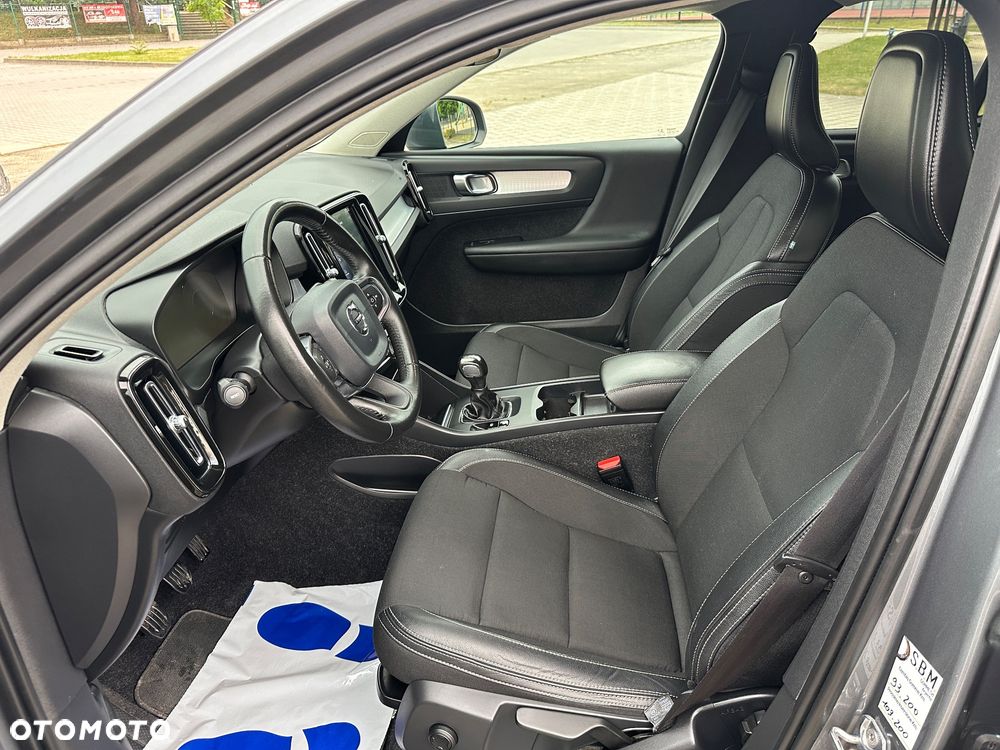 Volvo XC 40 D3 Momentum - 10