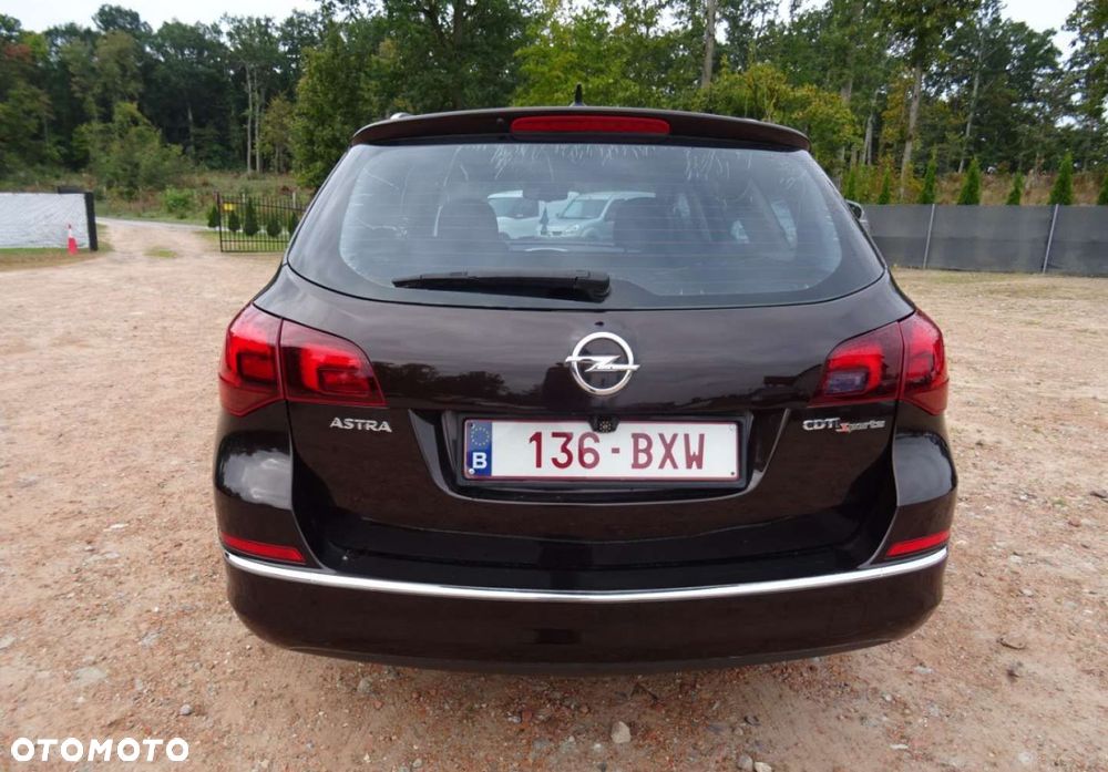 Opel Astra - 9