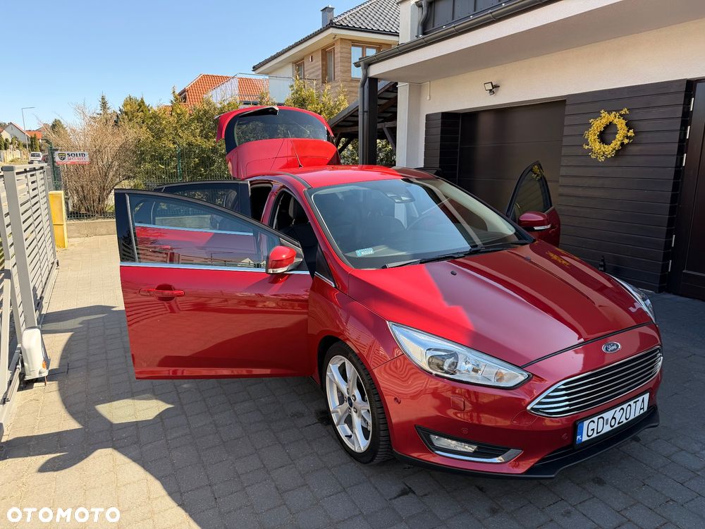 Ford Focus 1.5 EcoBoost Titanium ASS - 9