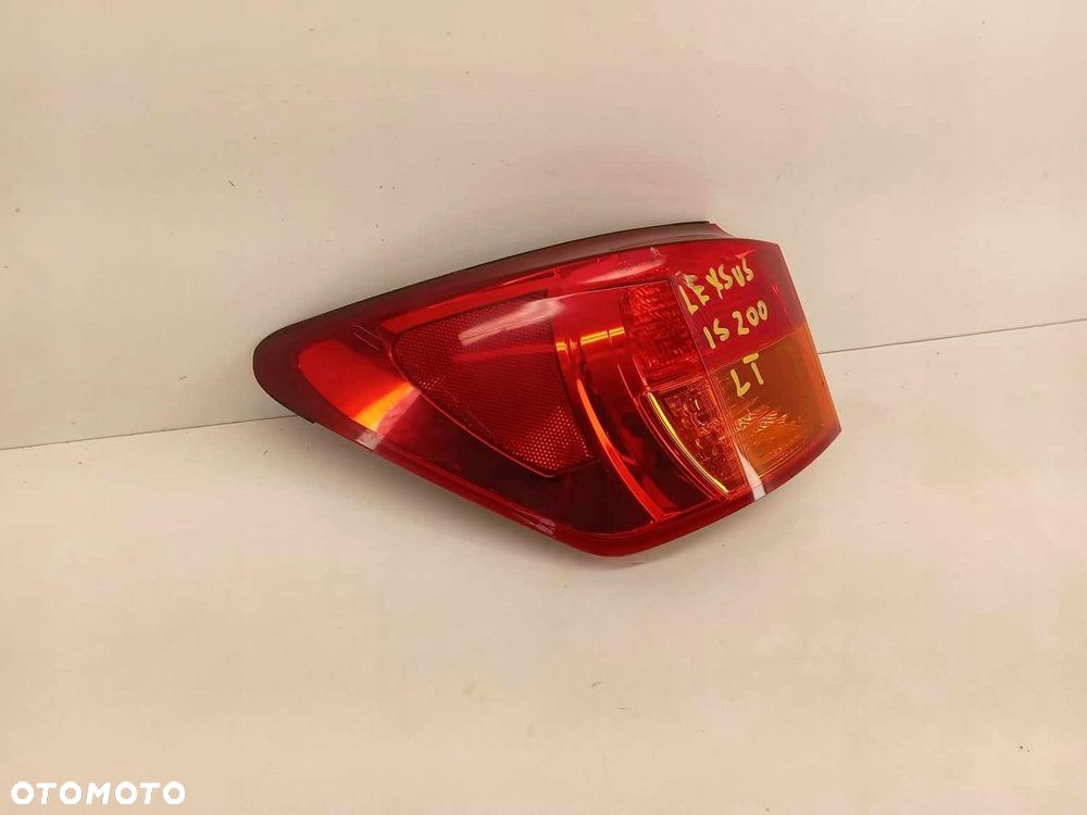 LAMPA LEWA TYLNA TYŁ LEXUS IS 220 250 06-12 - 5