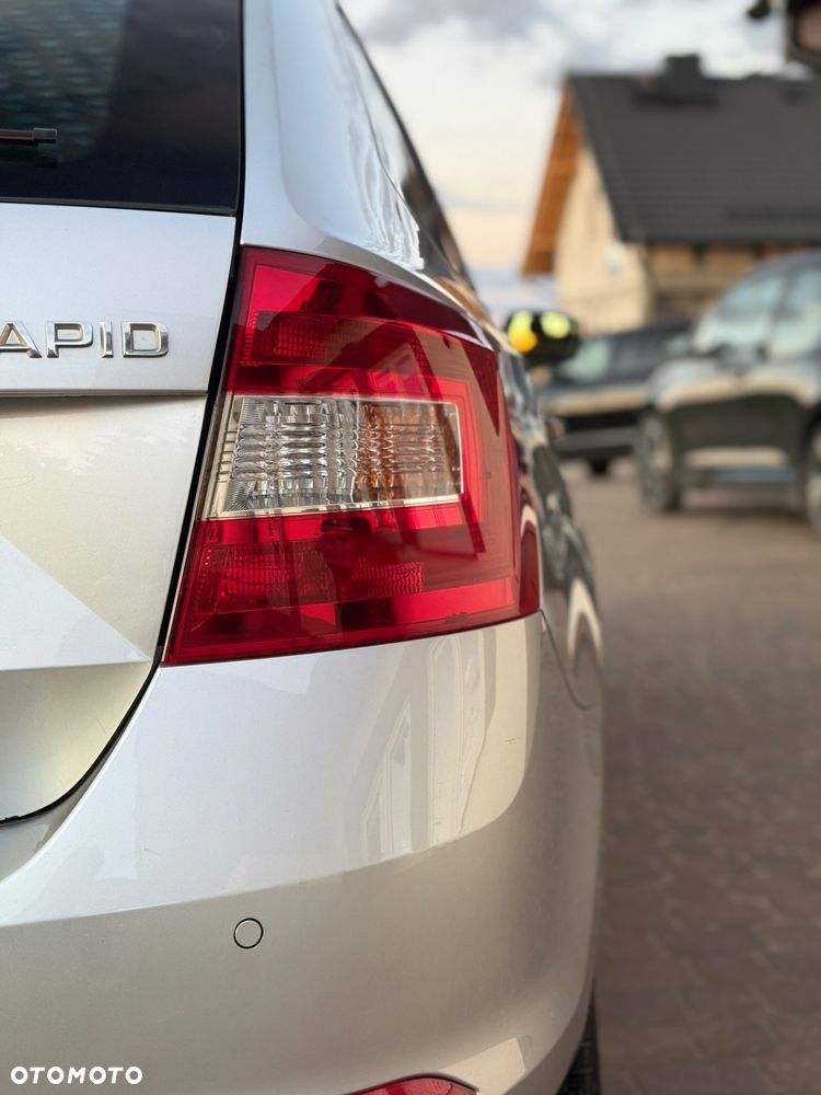 Skoda RAPID 1.2 TSI Ambition Green tec - 11