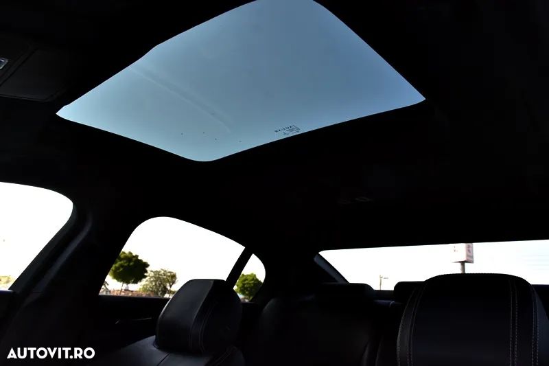 Jaguar XE 2.0 R-Sport - 5