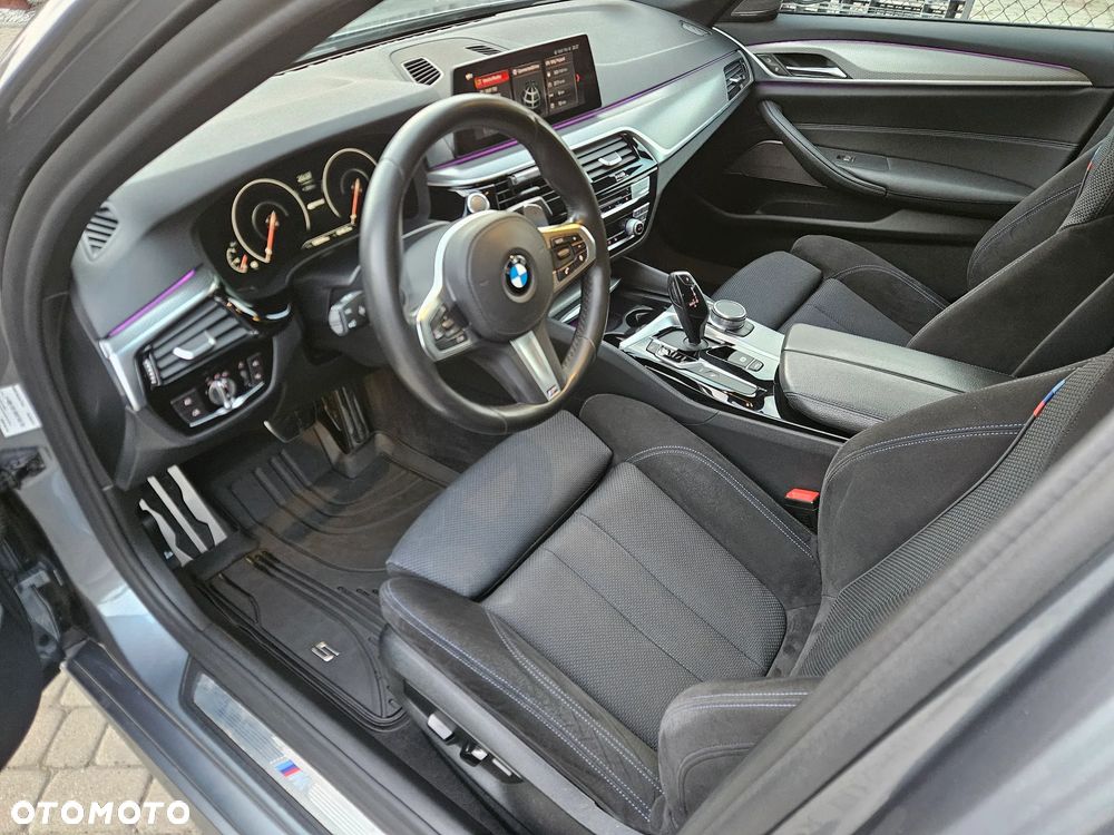BMW Seria 5 530e iPerformance M Sport sport - 10
