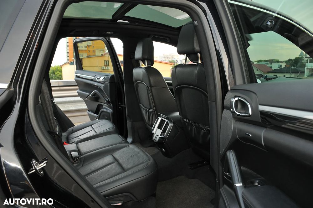 Porsche Cayenne Tiptronic S - 5