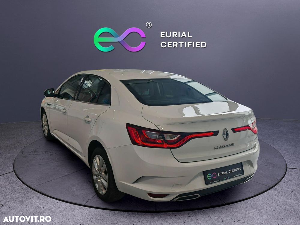 Renault Megane TCE 140 EDC Techno - 6