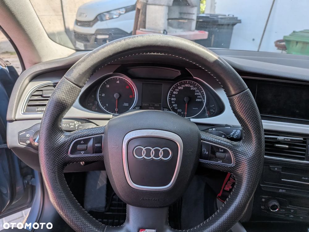 Audi A4 Avant 3.0 TDI Quattro S tronic - 9