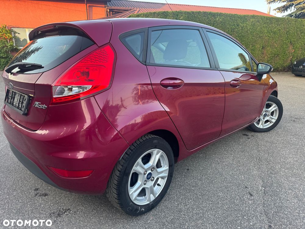 Ford Fiesta 1.25 Champions Edition - 4