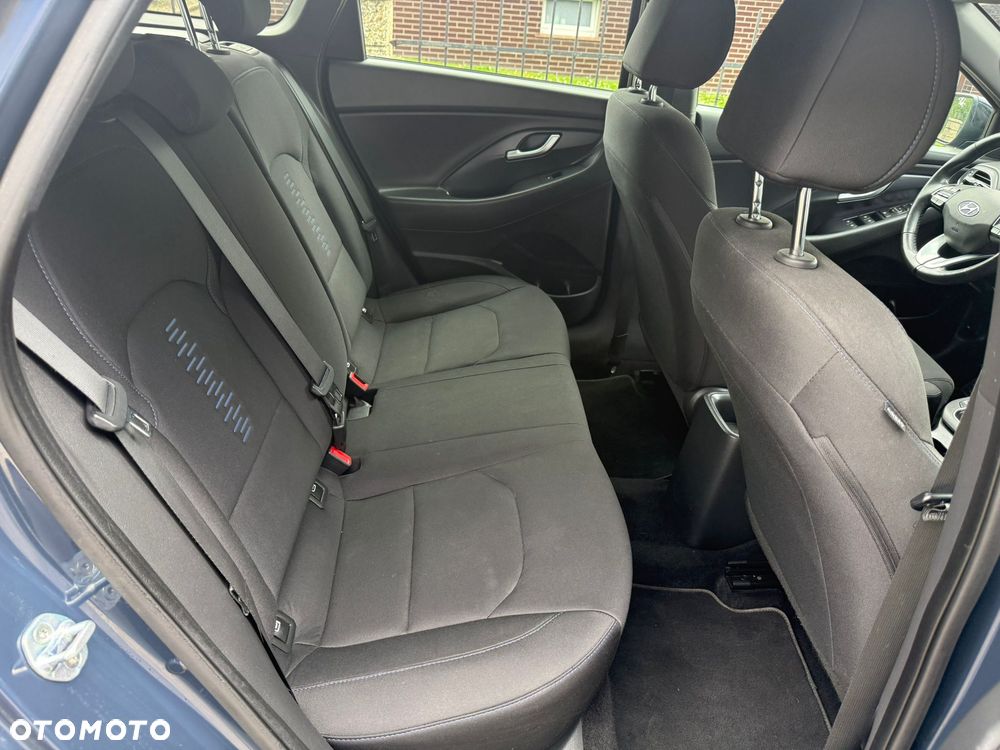 Hyundai i30 1.6 D GO Plus DCT - 13