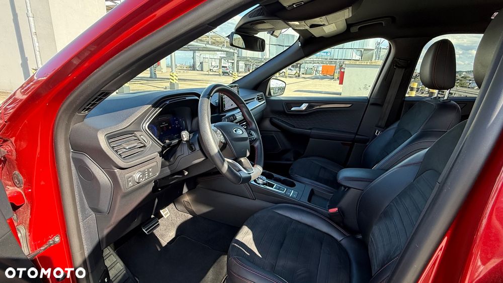Ford Kuga 2.5P PHEV FWD ST-Line X - 11