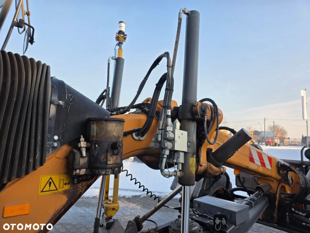 New Holland 836C AWD, 6X6, 2016 ROK, SYSTEM NIWELACJI TRIMBLE 3D - 14