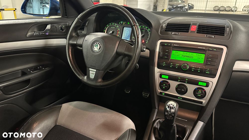 Skoda Octavia 2.0 TDI DPF RS - 6
