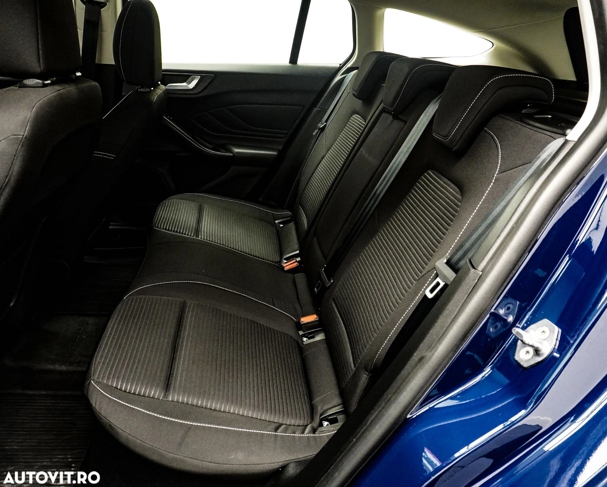 Ford Focus 1.0 EcoBoost Titanium Business - 16