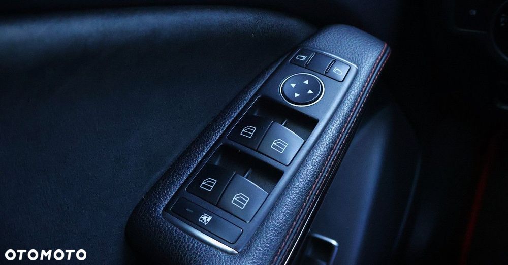 Mercedes-Benz CLA - 34