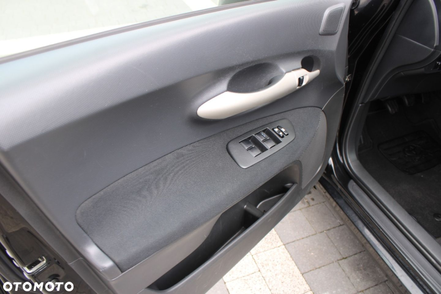 Toyota Auris - 22