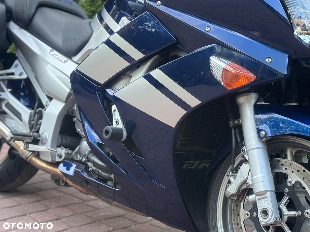 Yamaha FJR - 12