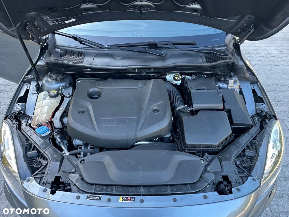 Volvo V40 D2 Drive-E R-Design Momentum - 23