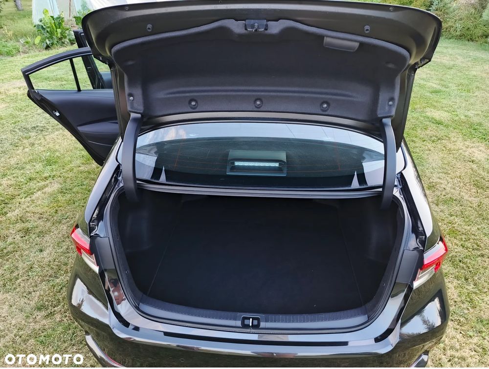 Toyota Corolla 1.6 Comfort - 17