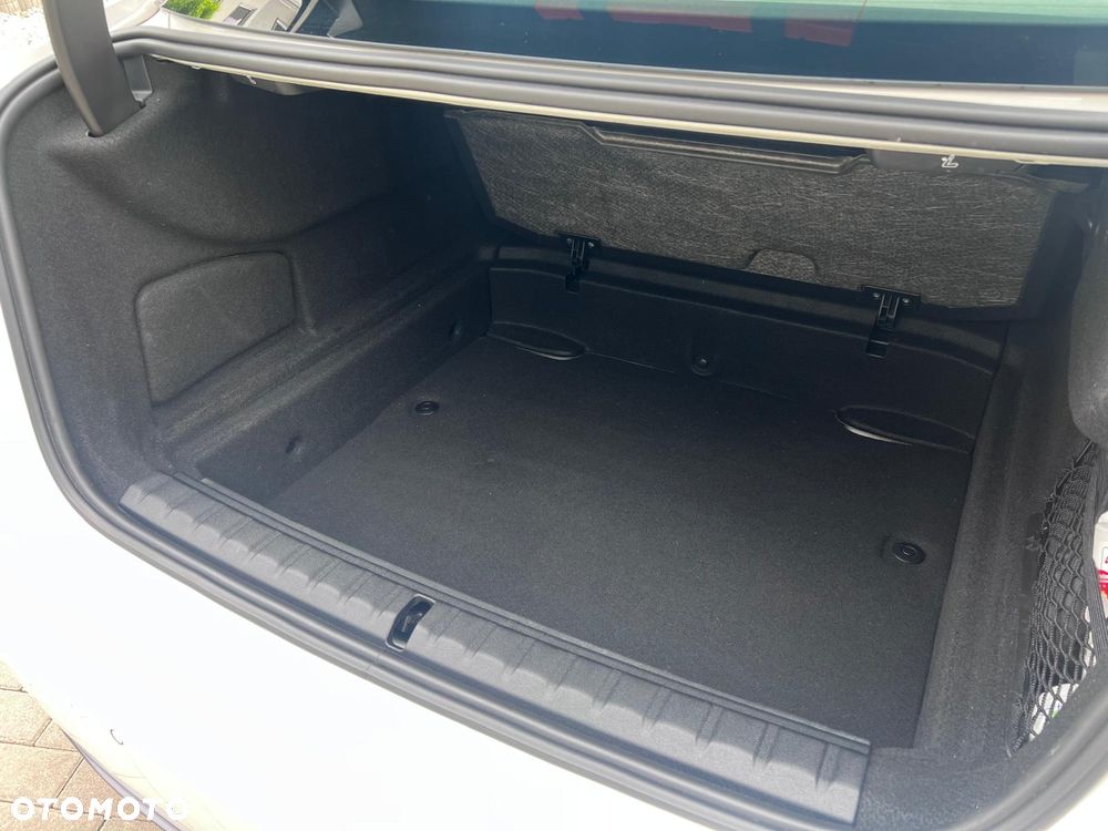 BMW Seria 2 218i M Sport - 17