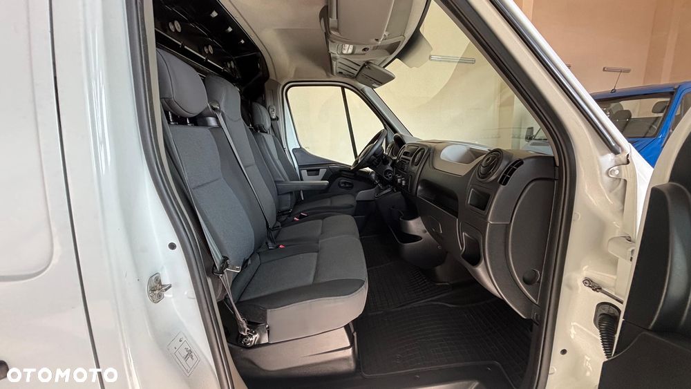 Renault Master L2H2 (średni) - 8