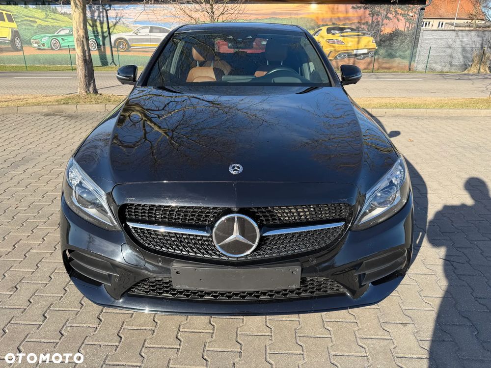 Mercedes-Benz Klasa C 220 d 4Matic 9G-TRONIC AMG Line - 10