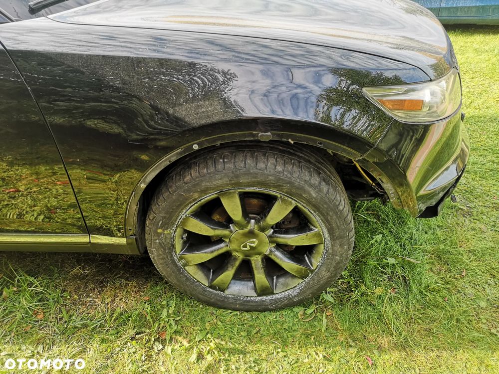 Infiniti FX FX35 - 11