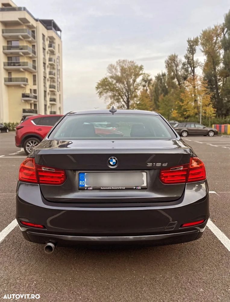 BMW Seria 3 318d - 6