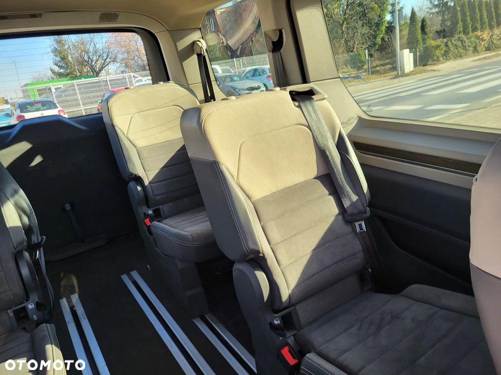 Volkswagen Multivan 1.4 TSI eHybrid PHEV 160kW L1 Energetic DSG - 37
