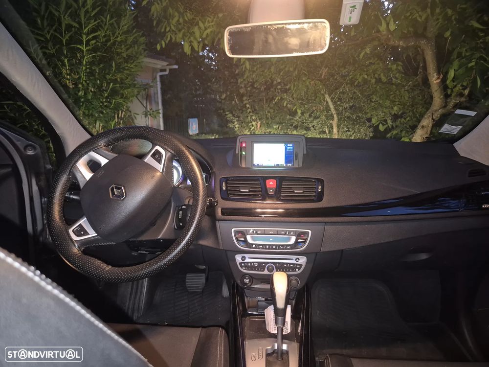 Renault Mégane Sport Tourer dCi 110 FAP EDC Bose Edition - 4