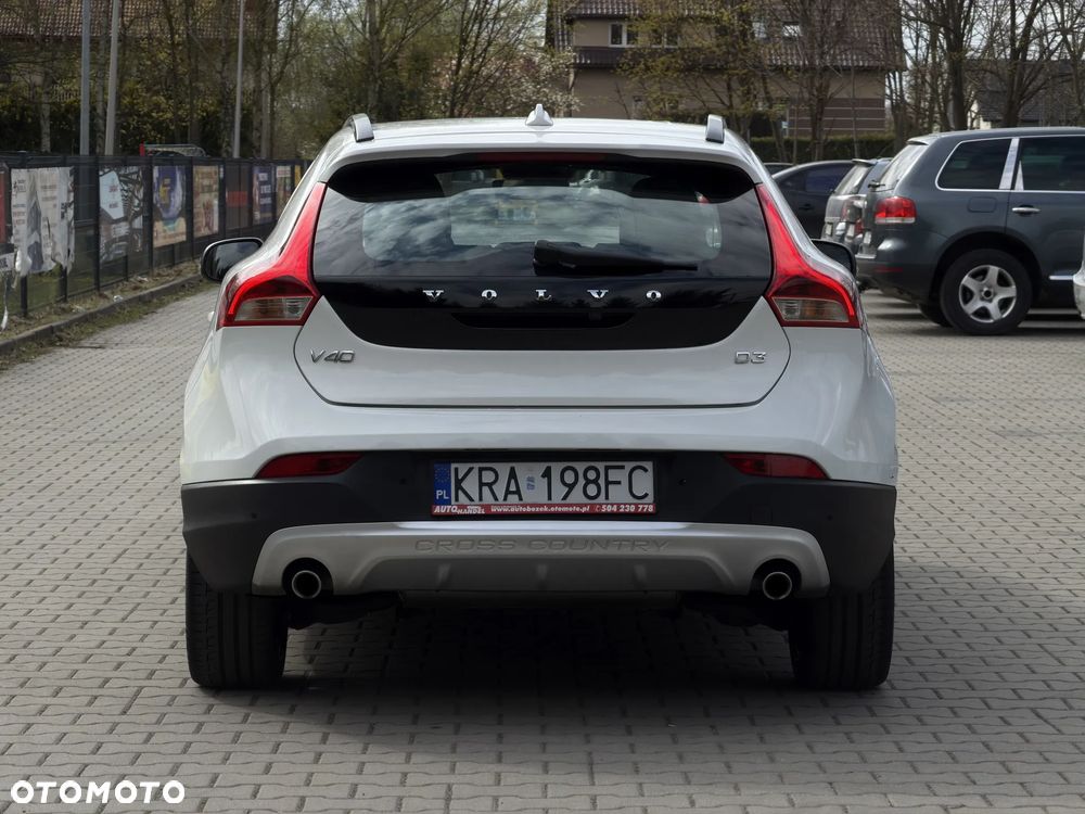 Volvo V40 Cross Country D3 Summum - 40
