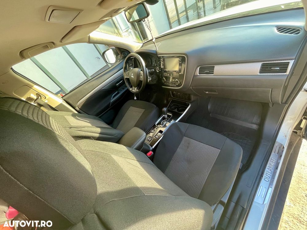 Mitsubishi Outlander 2.2 Litre DI-D AWD Instyle Aut. - 15