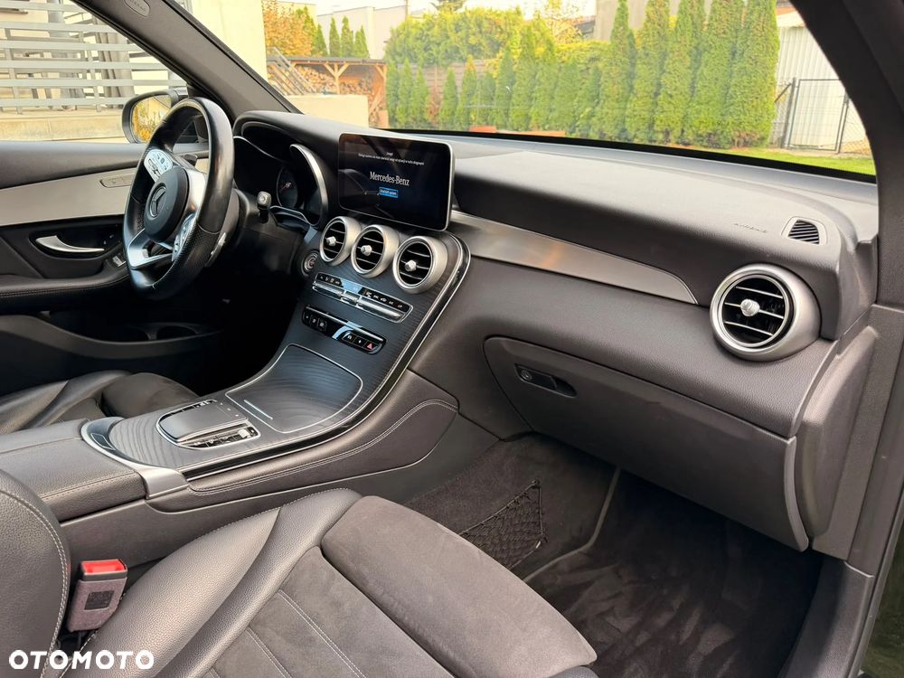 Mercedes-Benz GLC 220 d 4-Matic - 36
