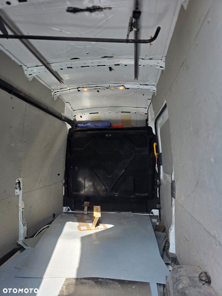 Ford Transit - 10