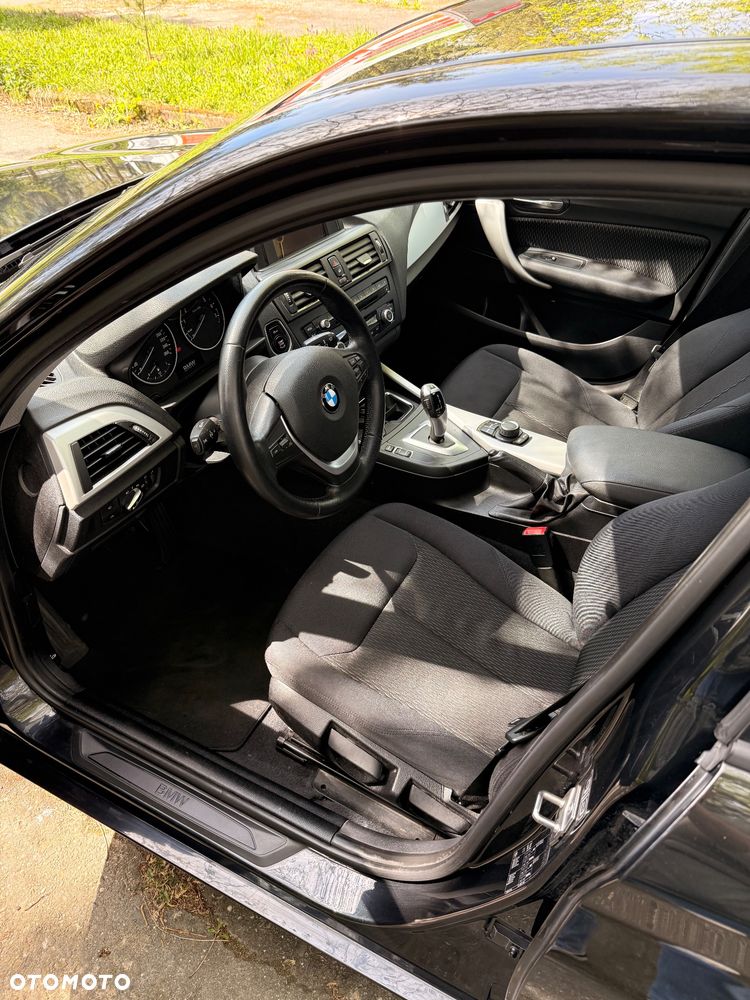 BMW Seria 1 116i - 10