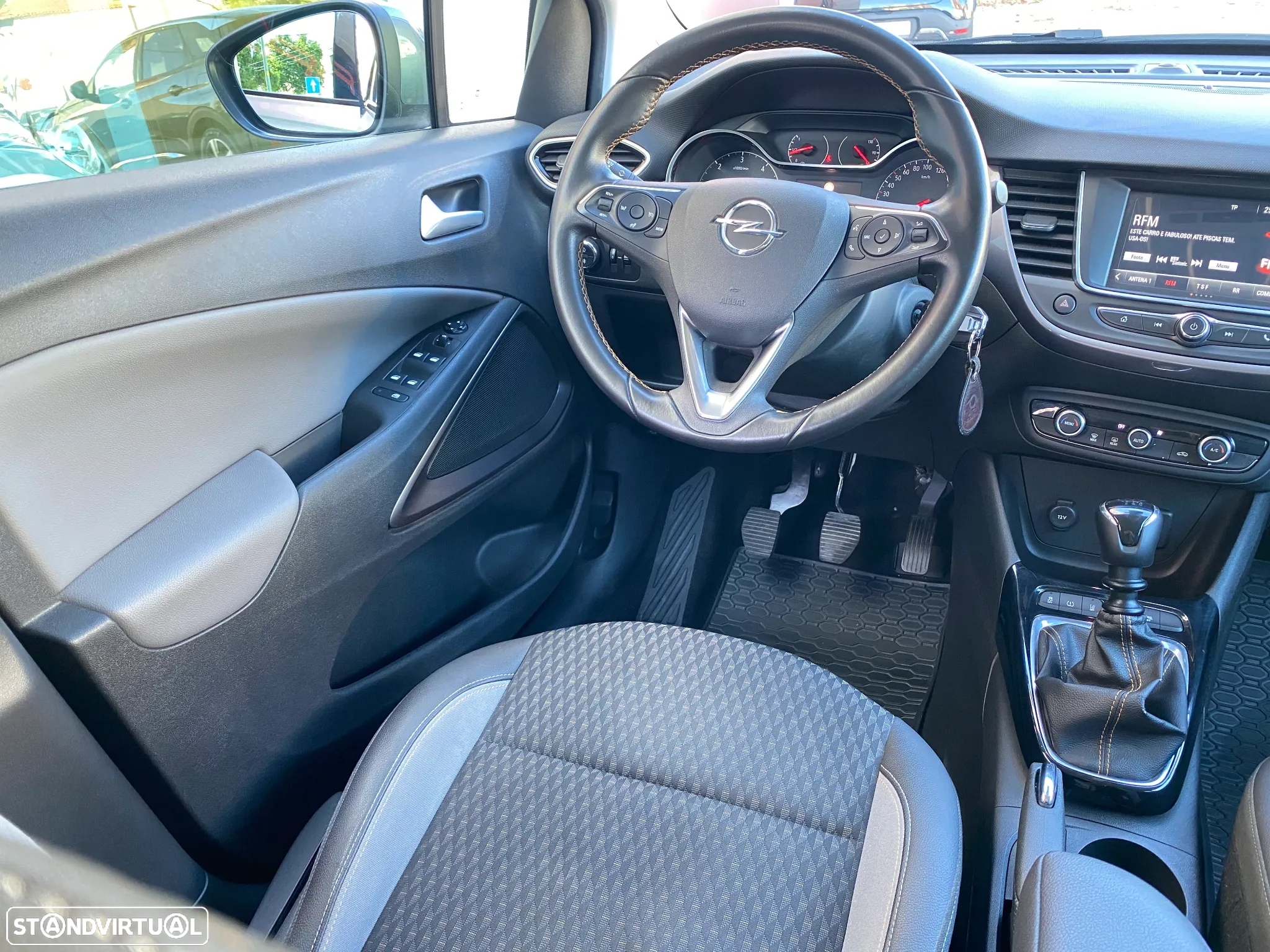 Opel Crossland X 1.6 CDTi Innovation - 26