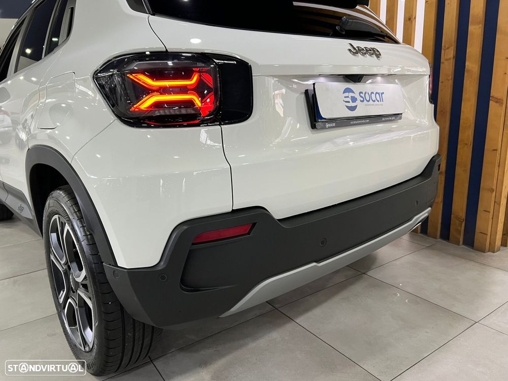 Jeep Avenger 1.2 GSE T3 Summit - 10