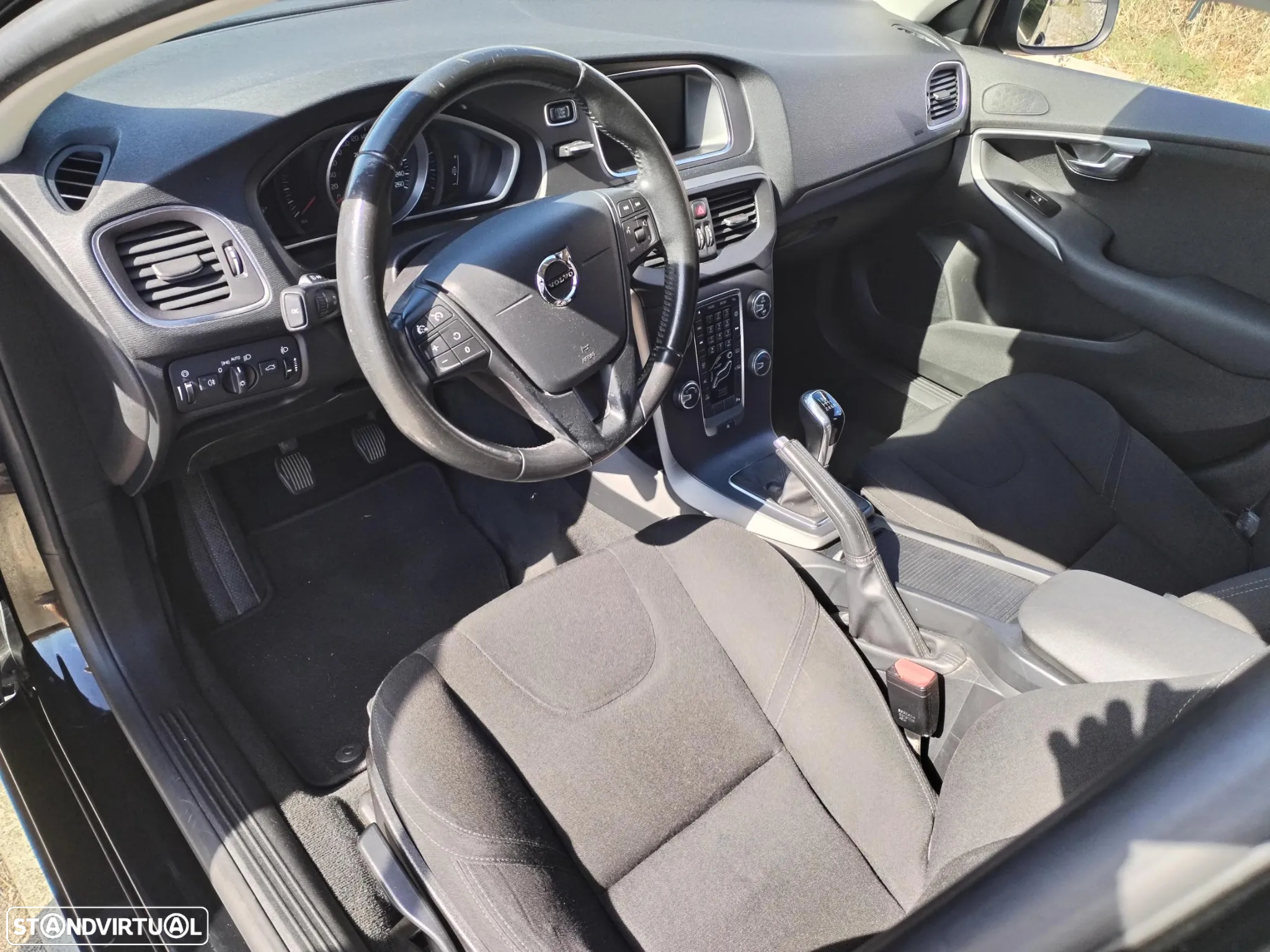 Volvo V40 2.0 D2 Momentum - 7