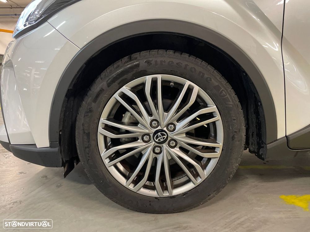 Toyota C-HR — fotografia 19