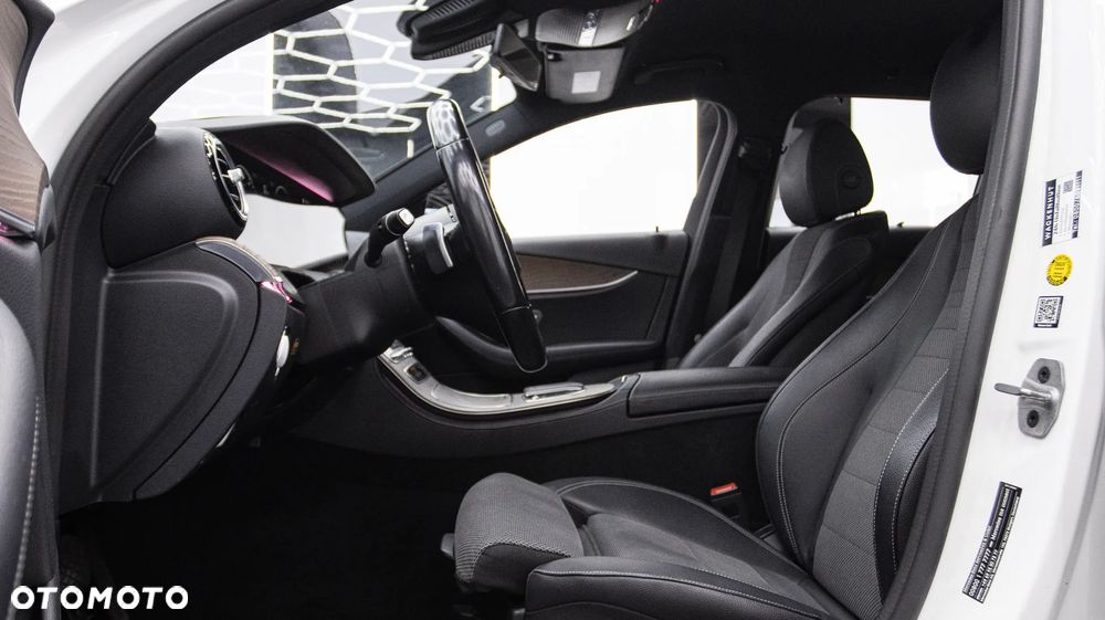 Mercedes-Benz Klasa E 300 de 9G-TRONIC - 14