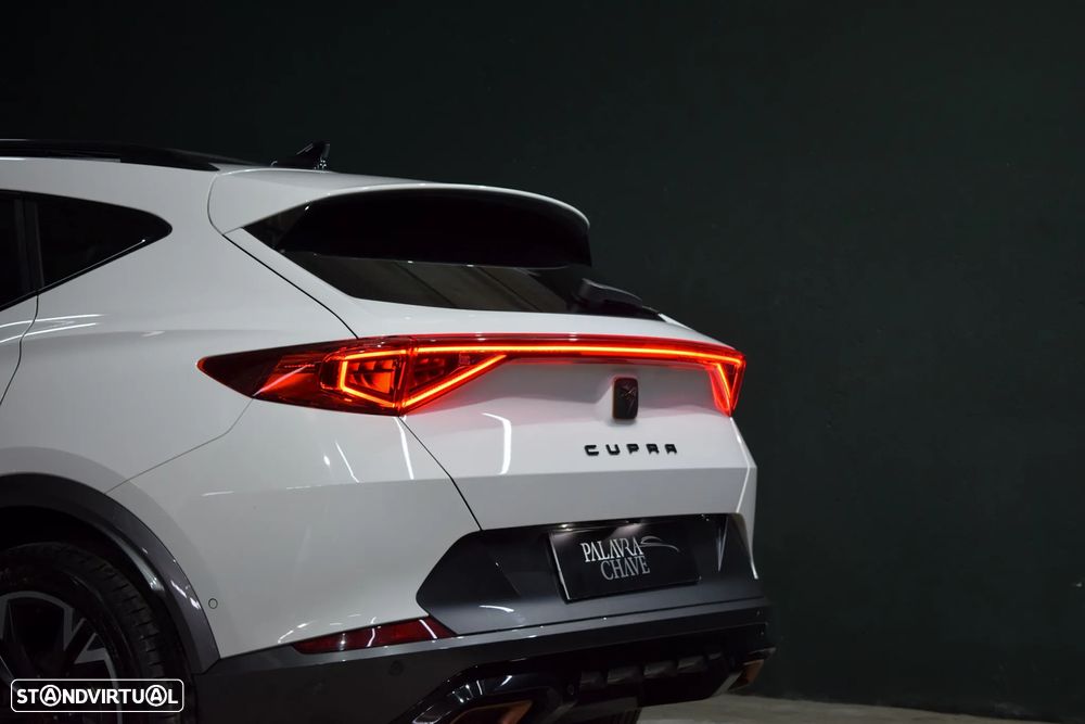 Cupra Formentor 1.4 e-Hybrid Sport DSG - 8