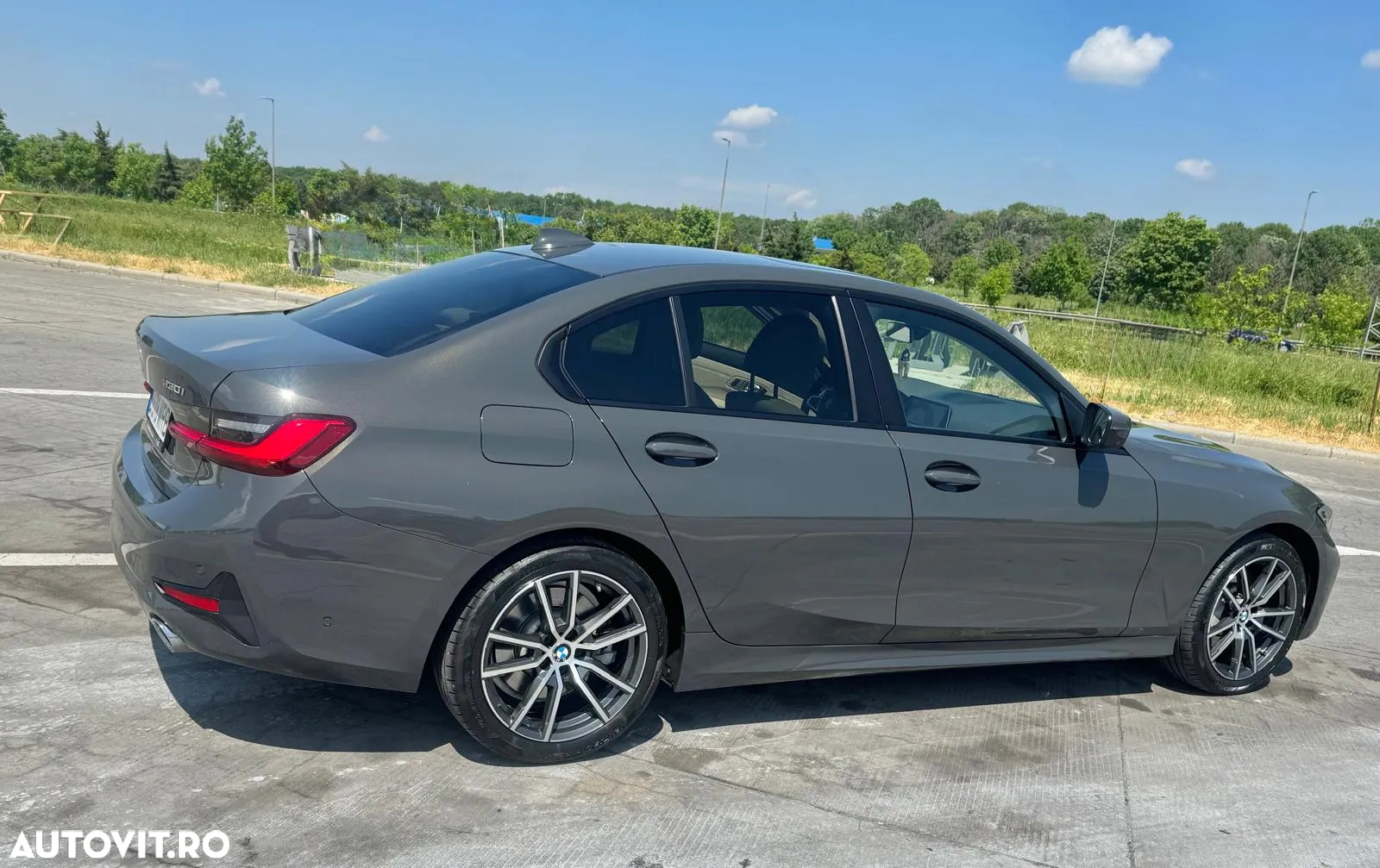 BMW Seria 3 330i xDrive AT - 5