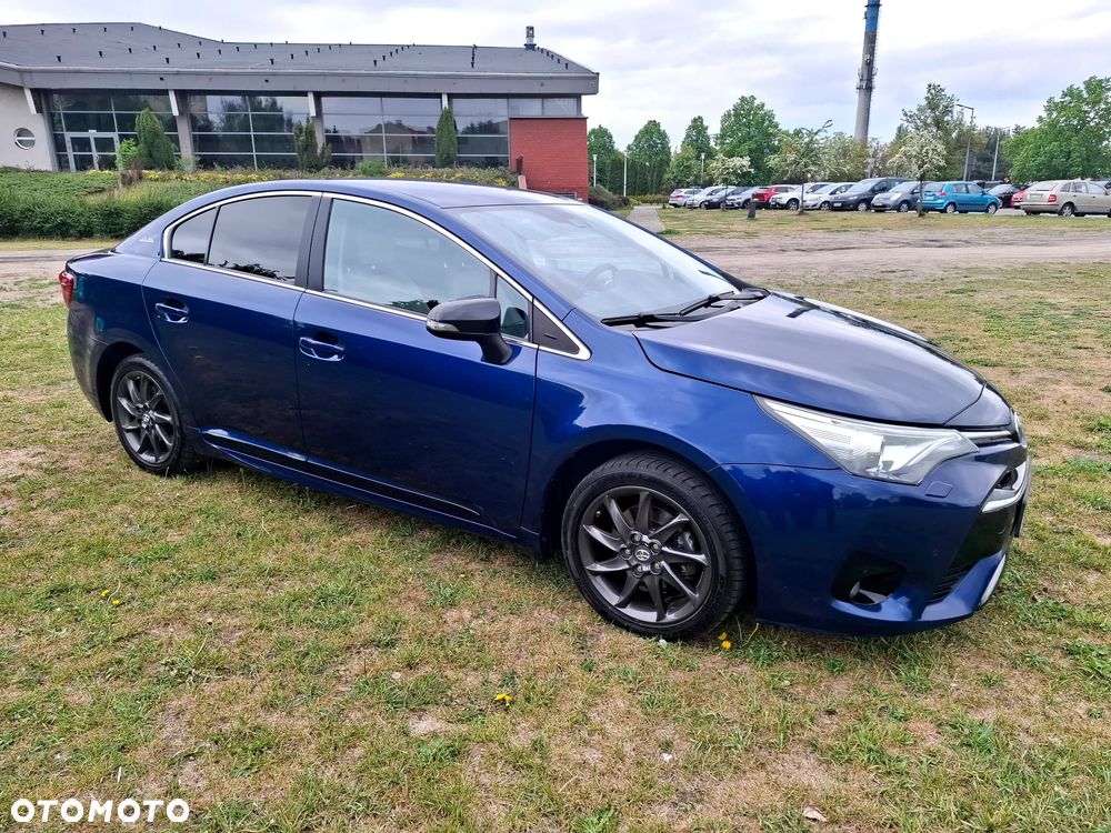 Toyota Avensis 1.8 Selection - 4