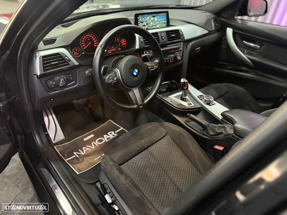 BMW 330 e iPerformance Pack M - 11