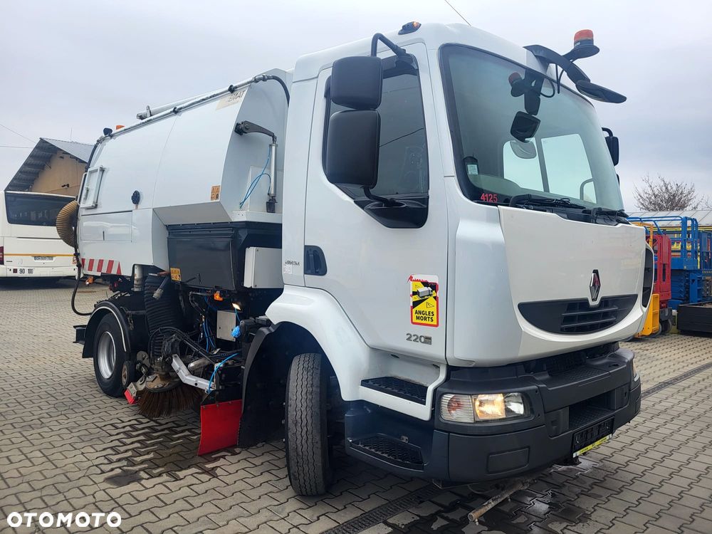 Renault Midlum 220