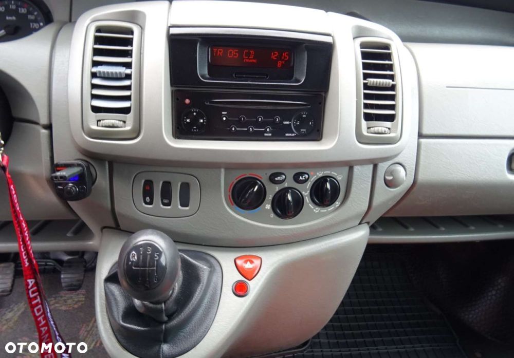 Renault Trafic - 10