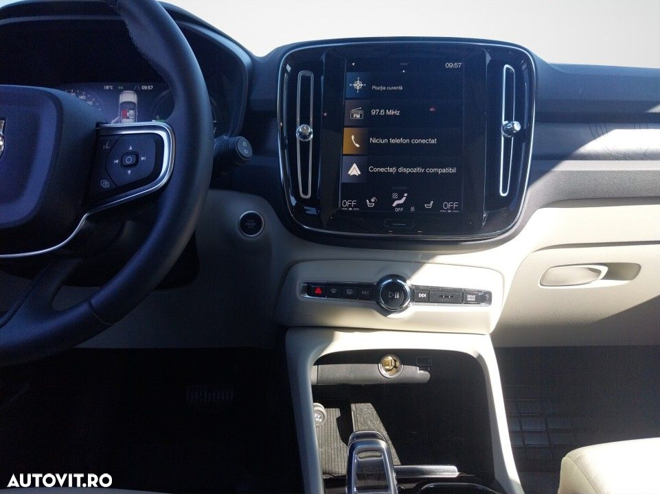 Volvo XC 40 - 15