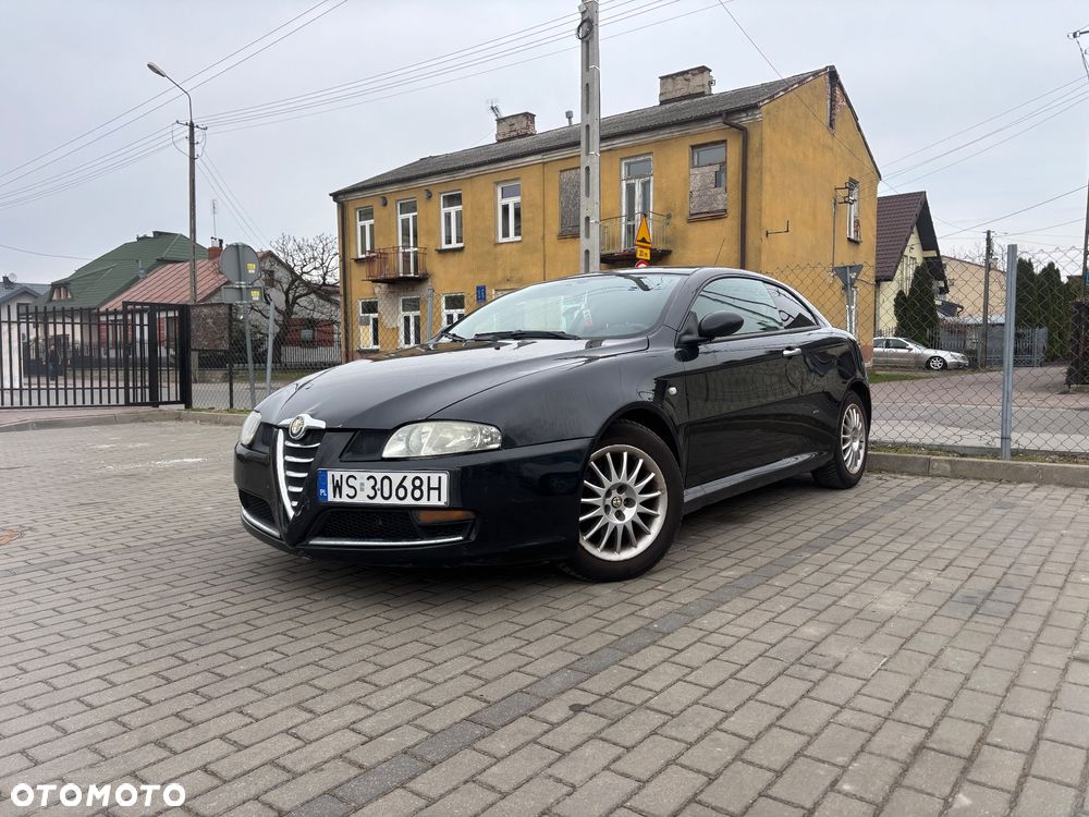 Alfa Romeo GT - 1