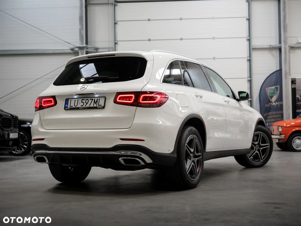Mercedes-Benz GLC 200 d 4Matic 9G-TRONIC AMG Line - 11