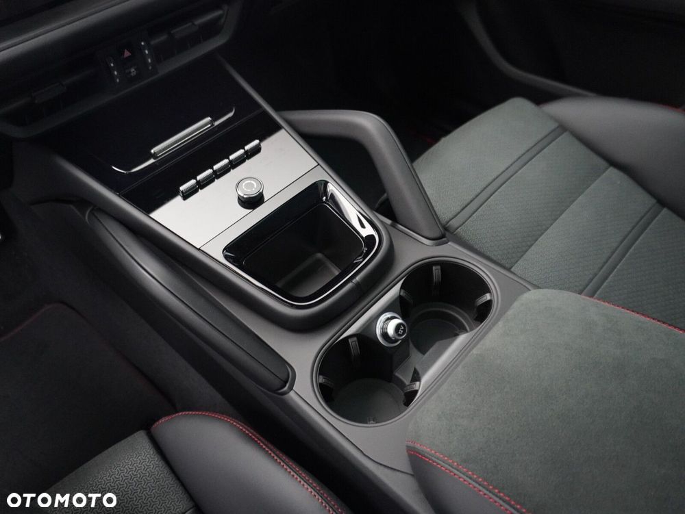 Porsche Cayenne GTS - 26