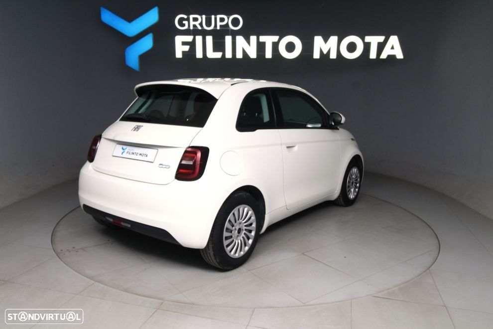 Fiat 500e Action - 4