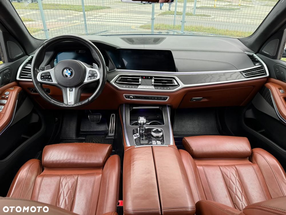 BMW X7 - 9